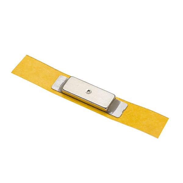 Reference mark selector magnet for RTLC and RKLC encoder scale installation