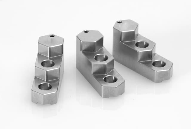 Steel replacement jaws for R-CJR-3 rotational 3-jaw chucks